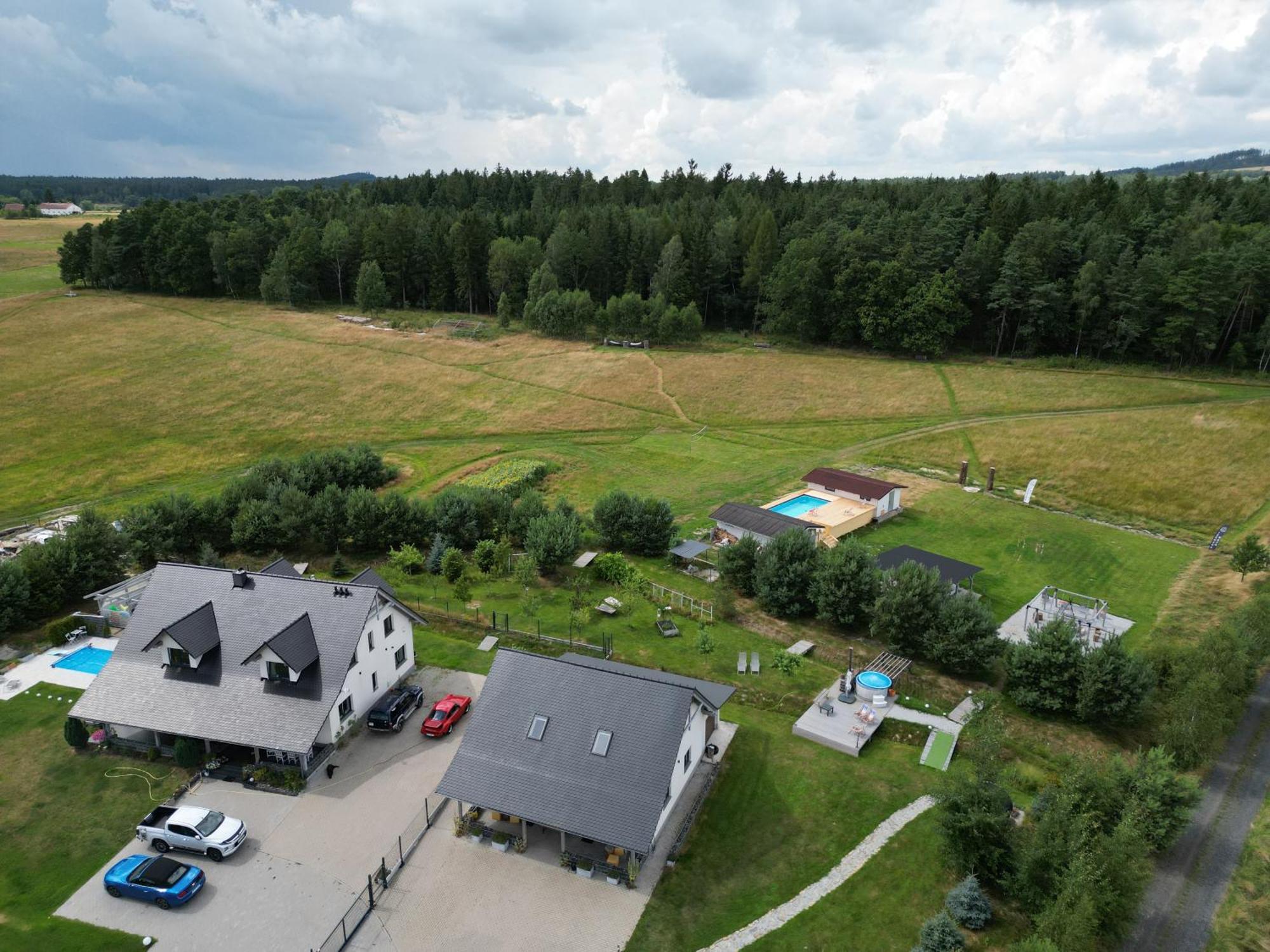 Izerska Baza - Basen, Ebike, Narty, Sauna, Jacuzzi, Las Blisko Swieradow Zdroj - 5D Apartamenty Giebultow  外观 照片
